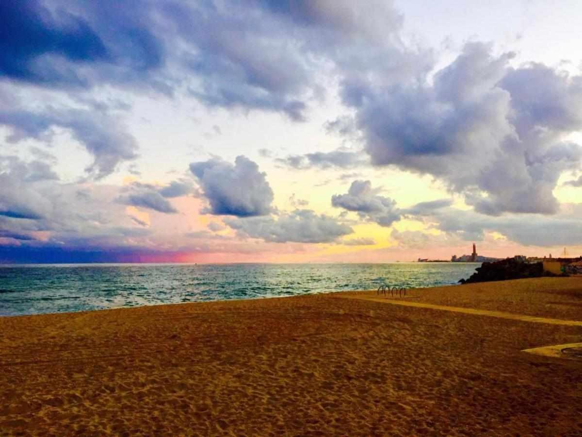 Masia Can Tramontana Pension Tiana Buitenkant foto
